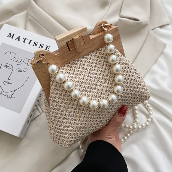 

evening bags fashion weave straw shoulder bag for women wooden handle clip beach designer pearl crossbody handbags and purse 230729