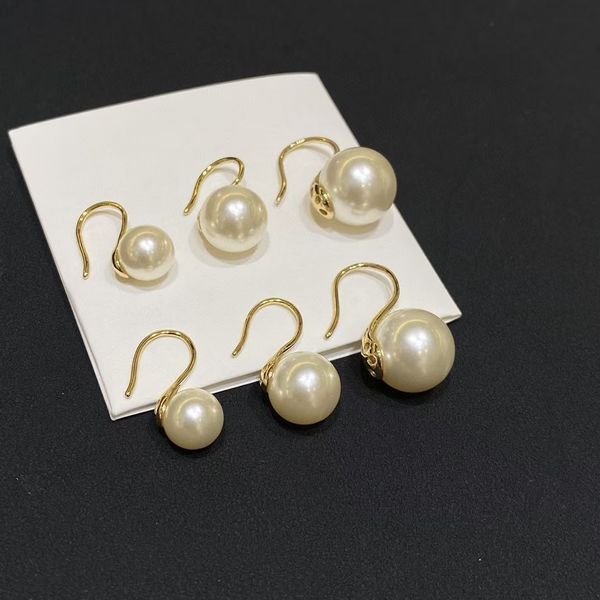 

2023 luxury quality charm half round earring 8mm 10mm 12mm beads nature shell in 18k gold plated have stamp ps7410b, Golden