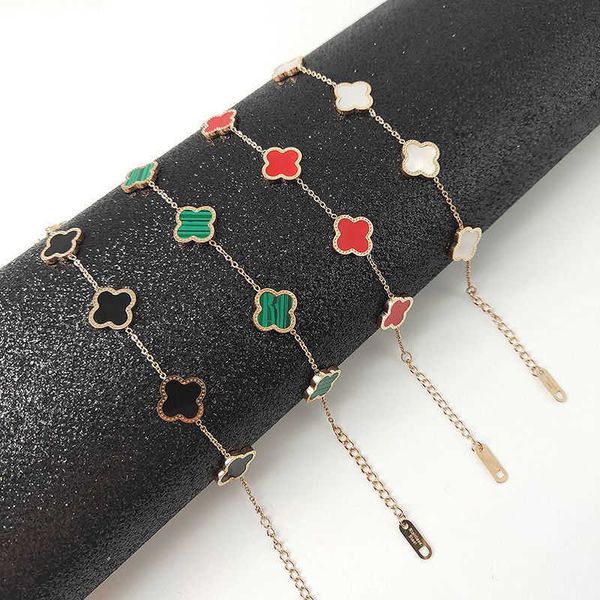 

colorfast and washable high edition four-leaf clover bracelet for students, Black
