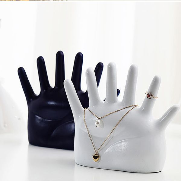 

jewelry stand ly paint 6 fingers resin medium rings necklace jewelry display stand side portrait model earrings necklace display prop 230728, Black