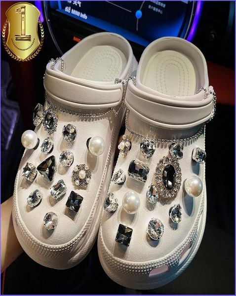 

brand jewelry chains charms designer diy rhinestone shoe decoration charm for croc jibs clogs kids women girls gifts3720109, Bronze;silver