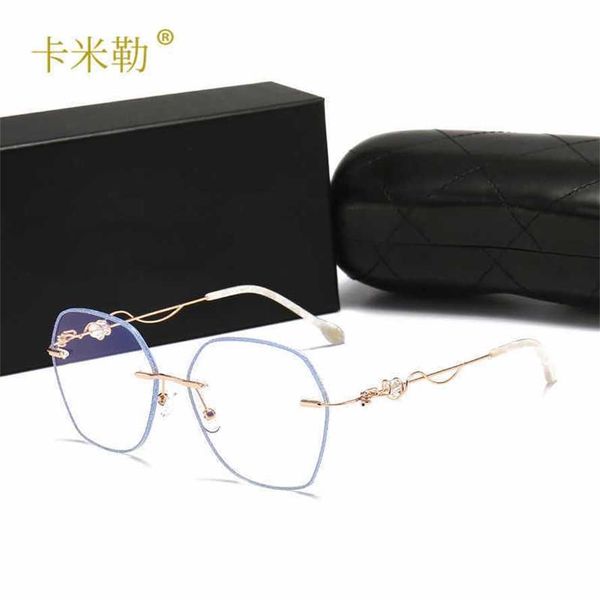 

50% off wholesale of sunglasses polarized original oval face with strong frame and fashionable frameless anti light blue film glasses 802, White;black