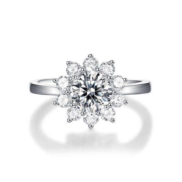 

accessories diamond ring luxury designer necklace flowers clover bangle women fashion round fine jewelry couple classic wedding moissanite c, Silver