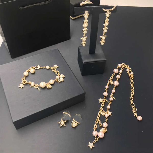 

designer jewelry necklace new suit love double letter pearl chain necklace bracelet long earrings, Black