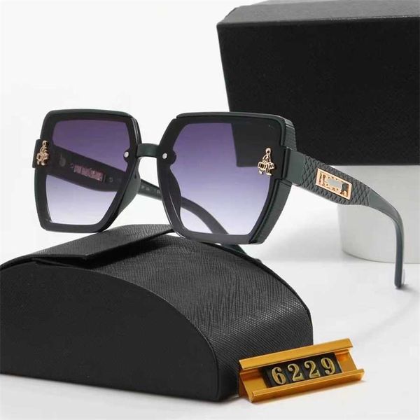 

50% off wholesale of sunglasses overseas new popular on the internet for men and women's sunglasses tourism box glasses 6229, White;black