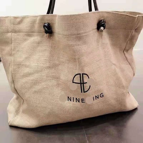 

2023 new york blogger designer tote bag fashion saffiron printed practical large capacity vacation canvas one shoulder tote bag