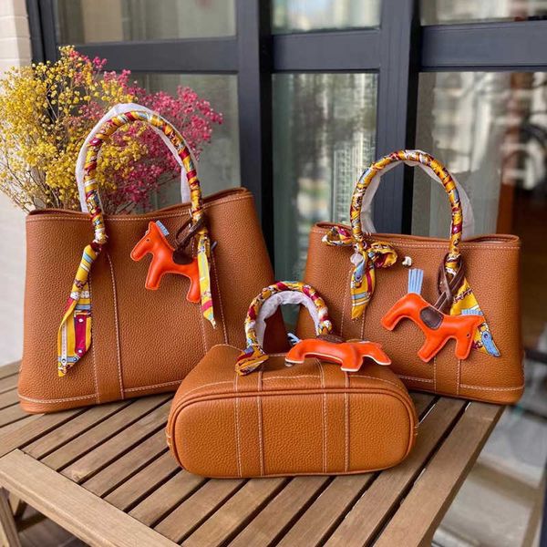 

classic garden party tote bag leather garden new bag fashion simple large capacity portable tote wide shoulder strap commuting bucketfj4t rt
