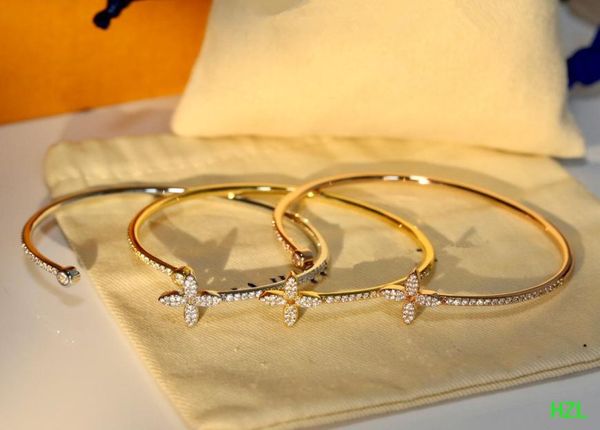 

fashion designer bracelet tennis bangles women lucky clover bracelets gold silver rose bracelet jewelry wedding gift2954884, Golden;silver