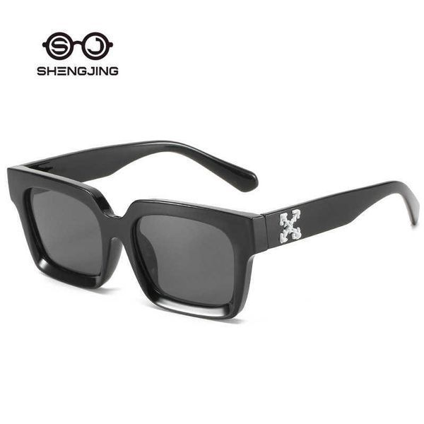 

off sunglasses tidal brand the same type of box glasses personalized ins wind-proof blue light flat lens can be equipped with myopia, White;black