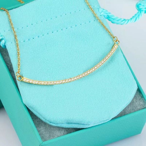 

pendant necklaces smile necklace designer luxury women stainless steel couple fl diamond jewelry for neck sier gold rose christmas g dhknf, Silver