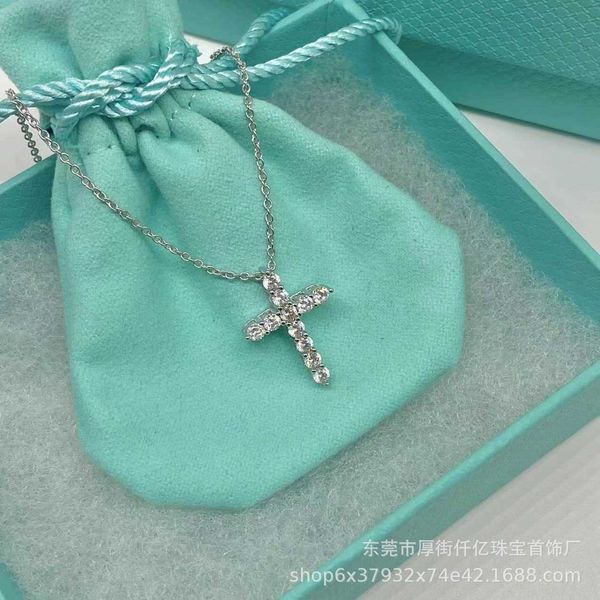 

original tiffay's high-end cross studded diamond s925 sterling silver necklace is fashionable simple and luxurious with a collarbone ch, Black