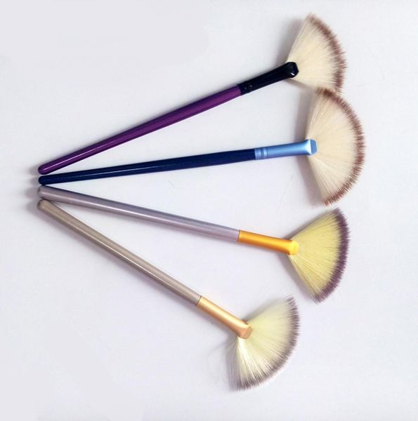 

soft fan brush portable slim professional makeup brush small size foundation brushes with different colors dhl 9584168