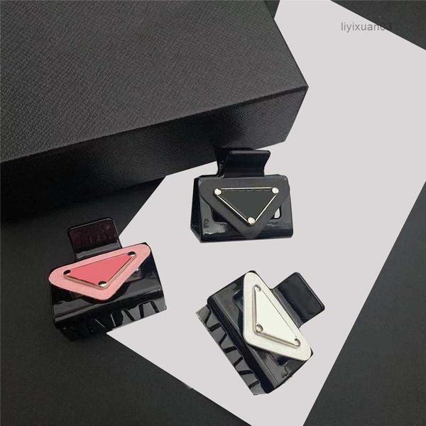 

designer barrettes womens girls metal triangle p-letter hair clips high-quality brand classic versatile leisure headwear hairclips black sha, Golden;silver