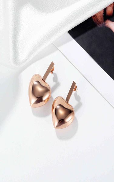 

opk jewelry japan and korea ins minority love earrings simple versatile stainless steel rose gold peach earrings2187455, Golden