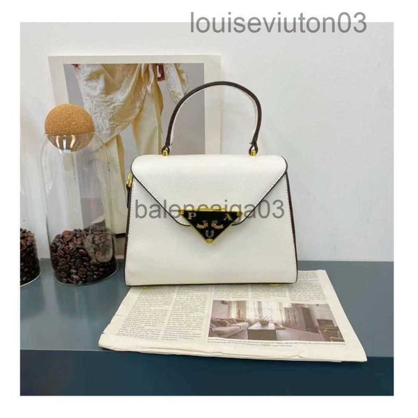 

designer prad bag handbag beach crossbody purses the tote shoulder bag luxurys fashion brands man woman black white leather messenger makeup