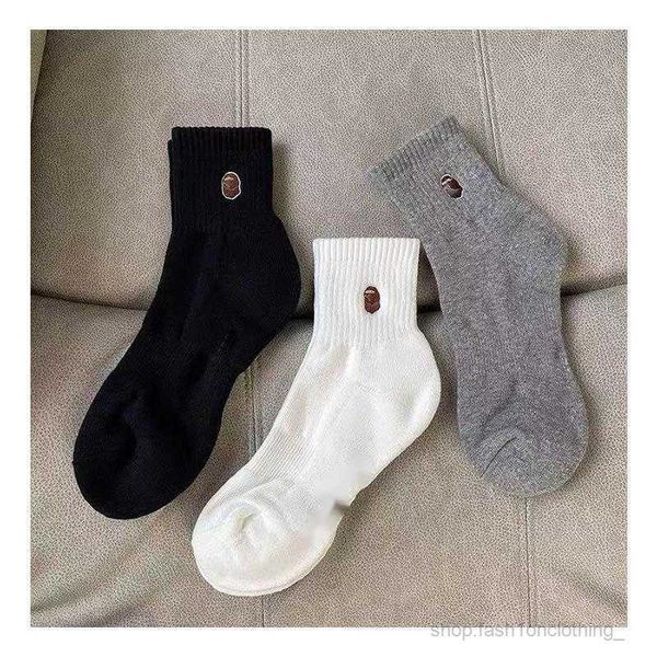 

designer sock 2023 designer classic fashion luxury men's and women's head embroidered shark socks pure cotton color style a033, Black