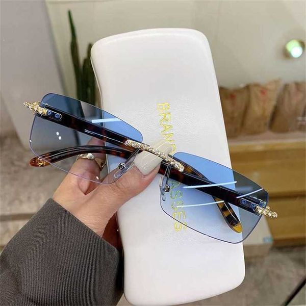 

52% off wholesale of new for women with uv protection and strong light rectangular korean version frameless inset style retro trendy sunglas, White;black