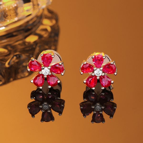 

korean style 925 sterling silver exquisite rose crystal flower female stud earrings versatile sweet girlfriend jewelry wholesale, Golden;silver