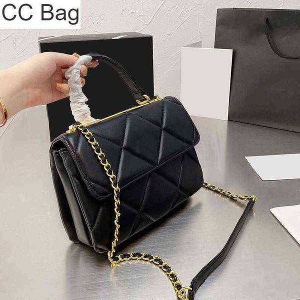 

ndy bags cc handle bag quilted matelasse chain cc cross body shoulder bag classic flap large capacity famous designer wallet handbags 2 2utc, White
