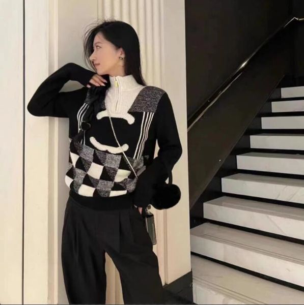 

spring designer women sweater fashion high-end luxury black and white matching color knitted letter printing network red with comfortable an, White;black