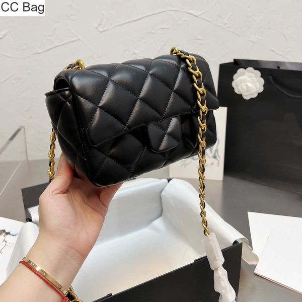 

cc bag 9a diamond lattice bag mini square flap fat bags wallet messenger luxurys rs quality women knitting chains thread handbags moth 9a 3r, White