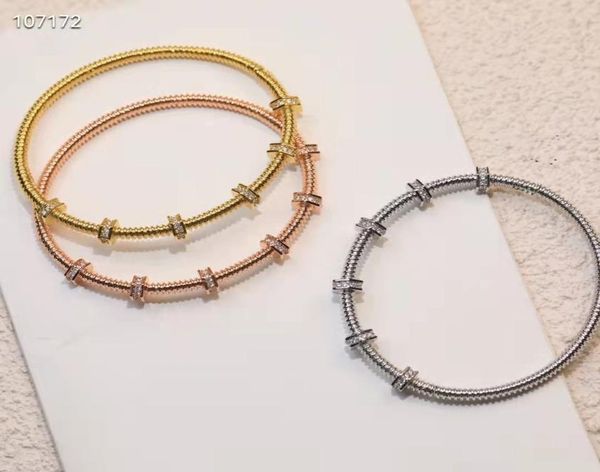 

luxury brand designer copper with 18k gold plated bangle screw lock charm fashion accessories for women jewelry7349053, Black