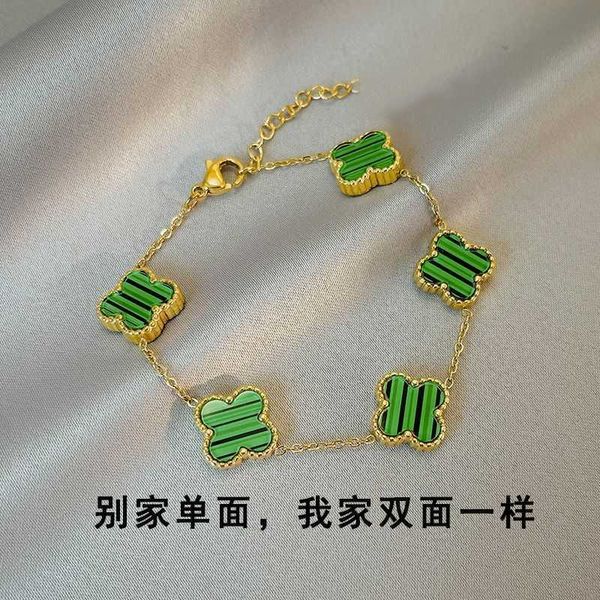 

new four leaf grass double sided titanium steel colorless five flower bracelet, Black