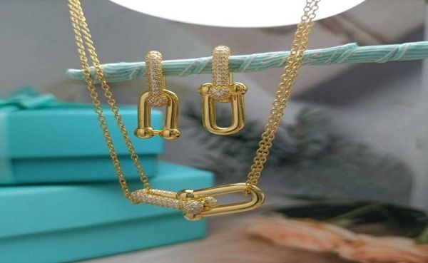 

2023t home 2021 new horseshoe buckle one side diamond necklace interlocking collarbone chain valentine039s day gift for girlfri4670913, Silver