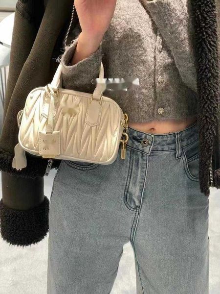

designer bags miu bag fashion shoulder boston bag crossbody bag small milk white pleated bowling bag bowling bag hobo clutch zt8v