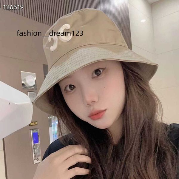 

2023 new designer women baseball hat fashion summer leisure cap adjustable canvas men ball cap suitable for all occasions new arrival, Silver