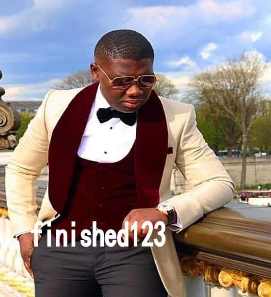 

popular design groom tuxedos one button beige shawl lapel groomsmen man suit wedding mens suits jacketpantsvesttie j5033640847, Black;gray