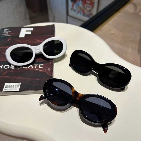 

23 new quality cl40194 triumphal arch cat eye high definition uv resistant oval sunglasses, White;black