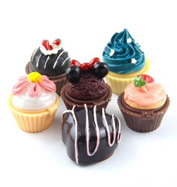 

cupcake lip gloss balm 6 flavoured glosses christmas santa lipgloss lipstick cake chocolate cherry strawberry cream cosmetic9388679