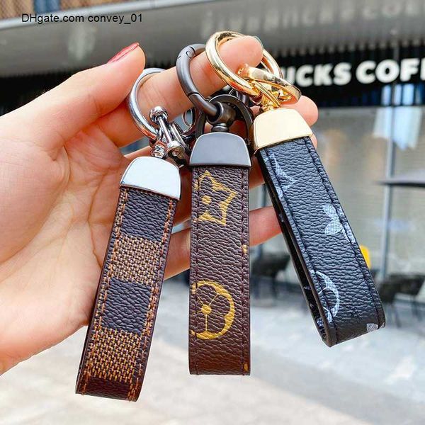 

pu leather fashion keychain designer key chain buckle lovers car handmade keychains men women bag pendant accessories, Silver