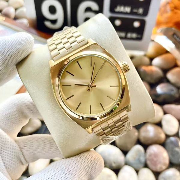 

nixo fashion couple watch retro square dial small gold watch men and women hip hop steel band watch 2023 a01, Slivery;golden