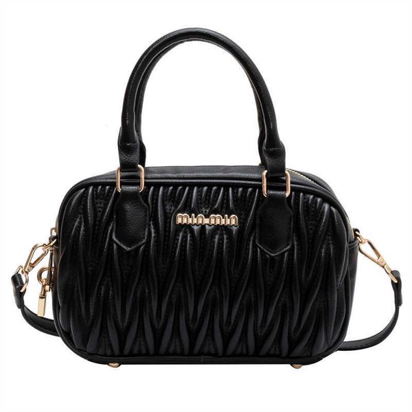 

designer bag wrinkled pillow bag women's fashion shoulder bag crossbody bag dr0w
