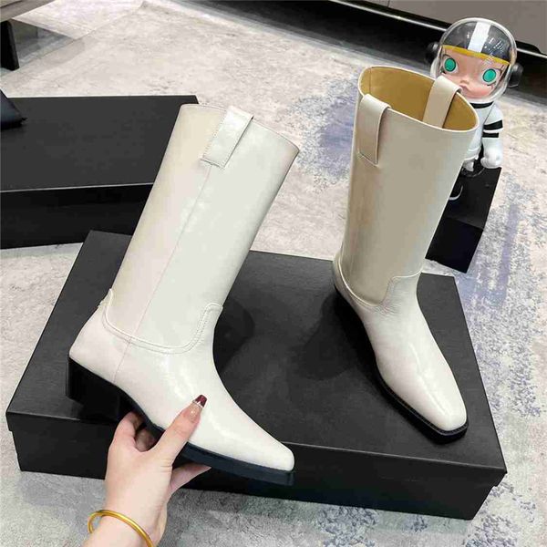 

fashion women's boots 2023 channel luxury design vintage decorative letter logo autumn and winter casual martin boots snowy anti slip s, Black