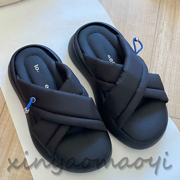 

premium towel "lost in echo" cross towel platform slippers, platform bread shoes, designer luxury slipper shoes, high version 005, Black
