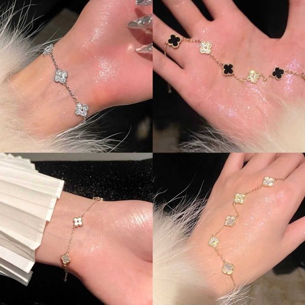 

advanced natural shell four-leaf clover women's colorless full diamond lucky bracelet light luxury small online celebrity, Black