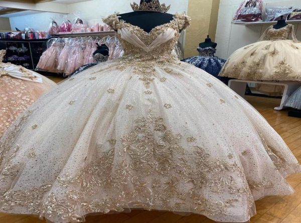 

glamourous blush pink gold lace ball gown quinceanera prom dresses v neck cap short sleeves charro mexican bling tulle long evenin4299036, Blue;red
