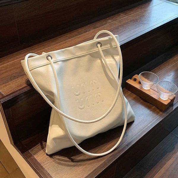 

designer bags fashion commuting large capacity bag women's bag leisure shoulder bag bag miu tote bag 6m22