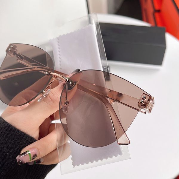 

2023 women designer sunglasses for man retro oval polygon sunglasses ins shopping travel party fashion clothing matching date shopping beach, White;black