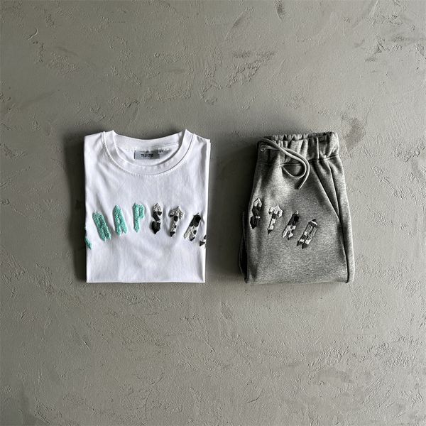 

uksellingtrapstar tracksuits irongate chenille arch short set-grey/sea blue hip-hop casual loose short-sleeved shorts set, Gray