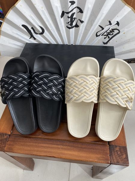 

summer shoes luxury sandals designer slippers women slipper new designer slides ladies casual shoes casual comfortable sandal black white si