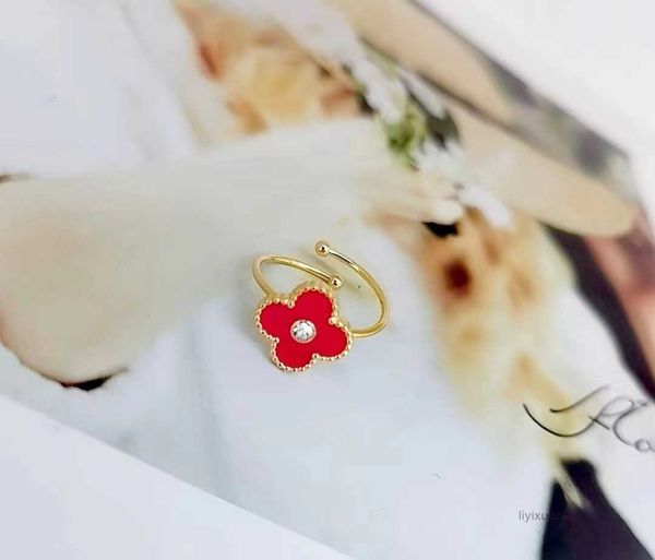 

designer jewelry luxury classic 4/four leaf clover charm van kaleidoscope for girl women classic cleef diamond butterfly plated rose gold lu, Silver