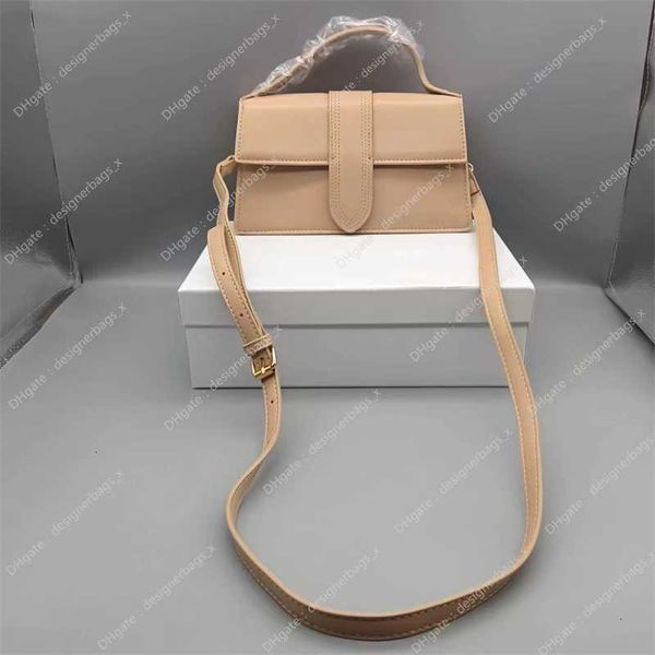 

luxury handbag mini hong bags leather tote same luxurys hand designer holding slant cross small bag crowd wallet purses