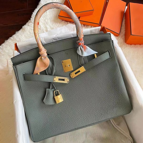 

classic crossbody shoulder bags men luxury designer handle bag luggage stock tote pochette clutch bag travel weekend women leather strap han