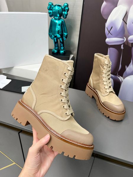 

luxury designers ankle boots women boots black and white calfskin quality flat lace up shoes adjustable zipper opening motorcycle boots 0725