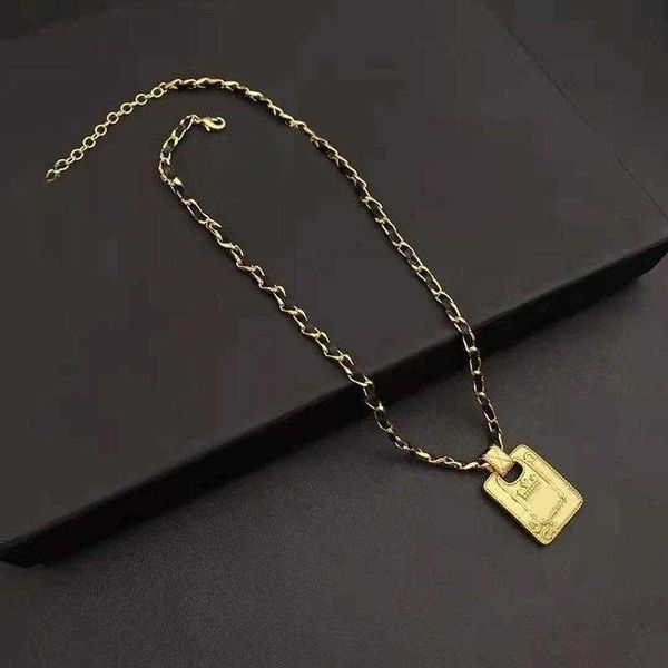 

designer jewelry necklace new embossed gold letter water diamond crown pendant family leather necklace brass material, Black