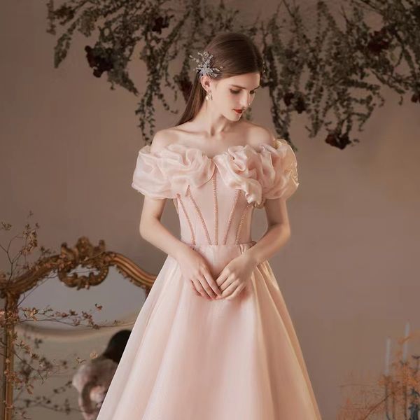 

2023 a line off the shoulder pink princess satin ball gowns prom dresses court train with lace flower appliques evening gowns evening dress, Black